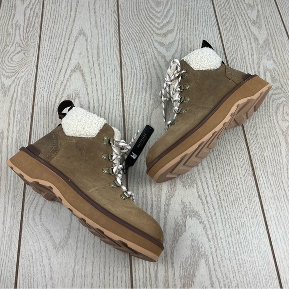 Sorel Women's Hi-Line Hiker Cozy Boots US9 Umber, Tawny Buff $185 Faux Shearling - Picture 5 of 10